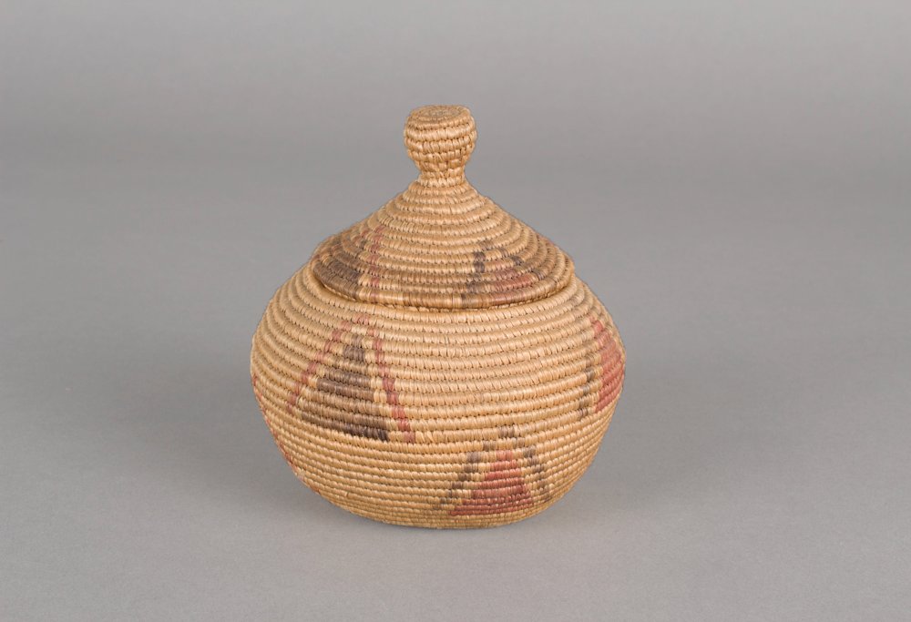 these are by an unknown Yup'ik artist from the 1920s and they look so tender, like you would put bread wrapped in cloth in them