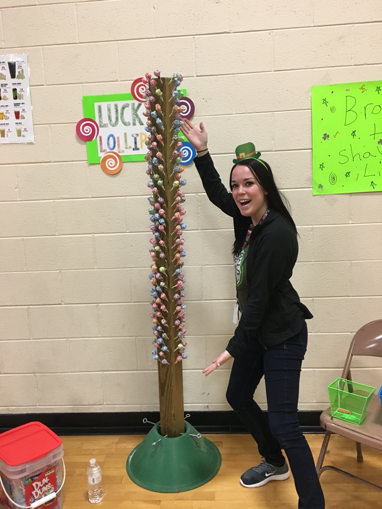 MissGrady123's tweet photo. Come on out to the St. Baldrick’s Fundraiser at Hannum tonight! Come play some games &amp; win some cool prizes!! 😃 #d123 #stbaldricks #d123han https://t.co/zy0qsuVgjx