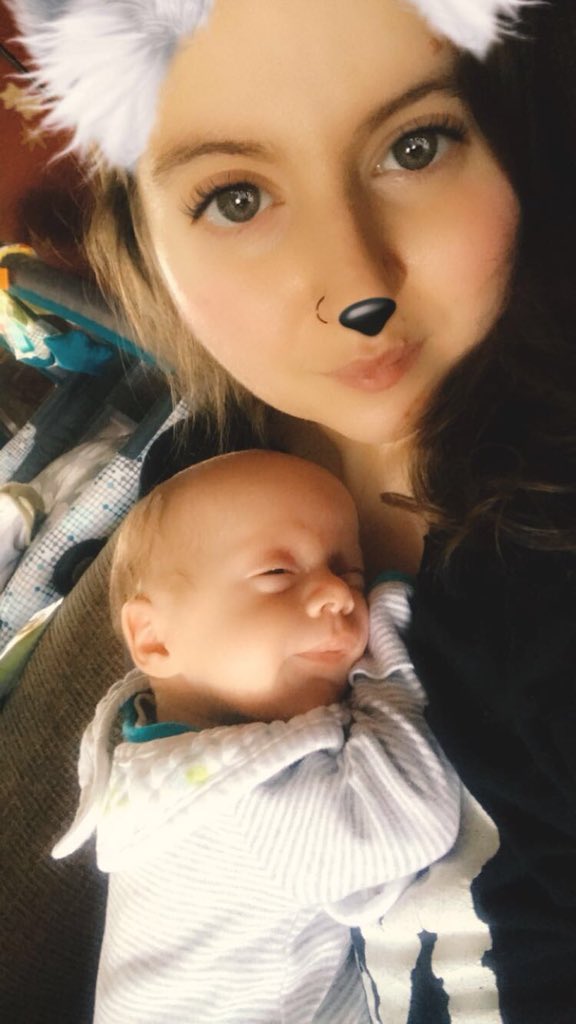hungrygh0st's tweet photo. No better feeling #RainbowBaby #riverstephens #thehappynow #motherhood https://t.co/od13NWniR1