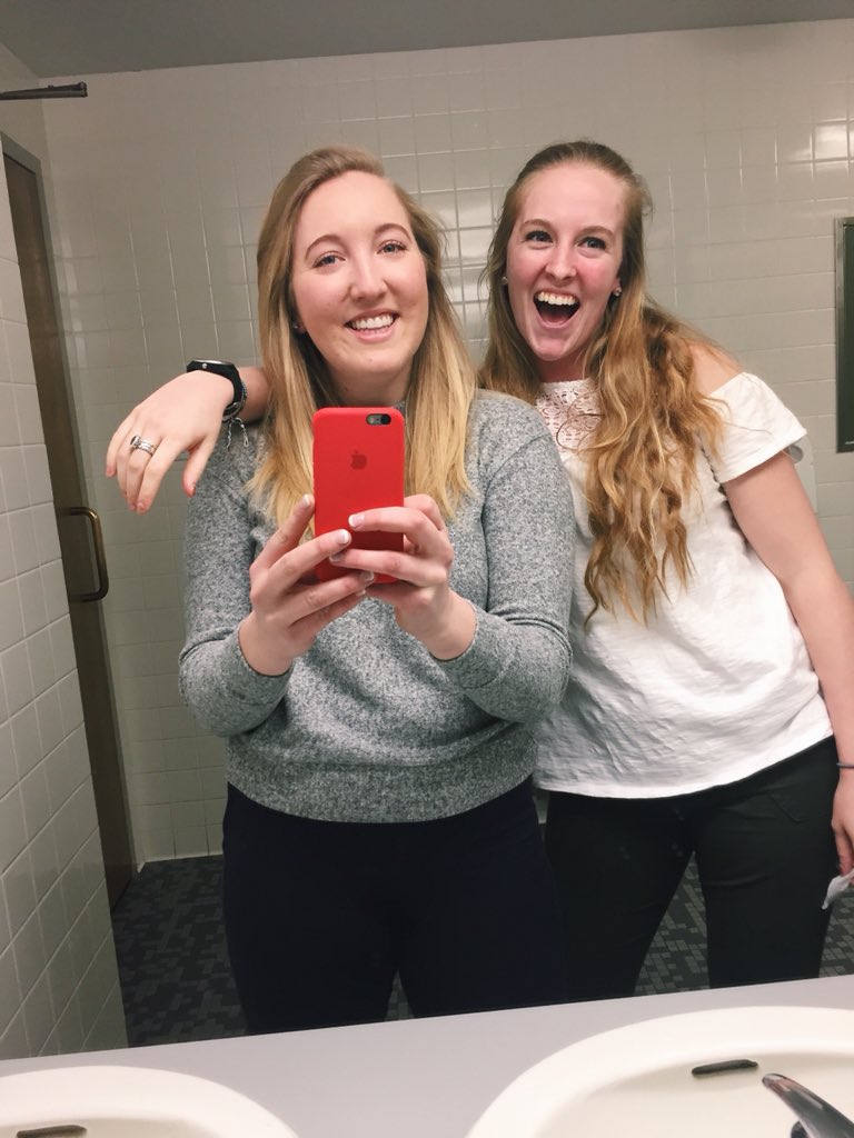 mytracirock's tweet photo. I work with the these crazy girls!!! #MeetingInTheLadiesRoom .. These girls ROCK @KLZ560 and @rushtoreason #FridaySelfiePics https://t.co/ybEJmC3680