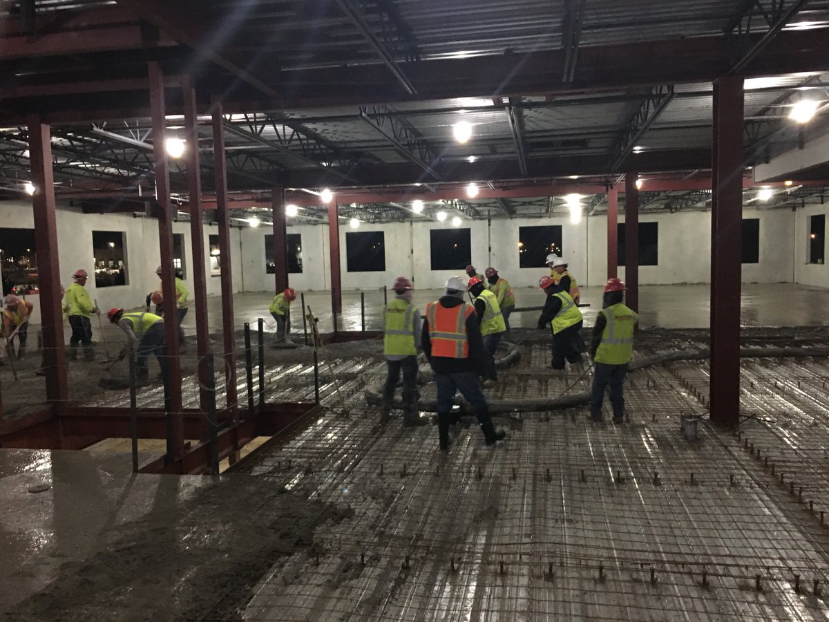 MWBuilders's tweet photo. Second floor slab poured at our new @mwbuilders office location near Austin, TX. #officeprogress #herewecomeaustin https://t.co/NS3ZWpB2v4