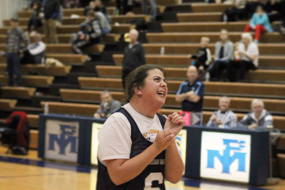 andrea alvarez tweet media