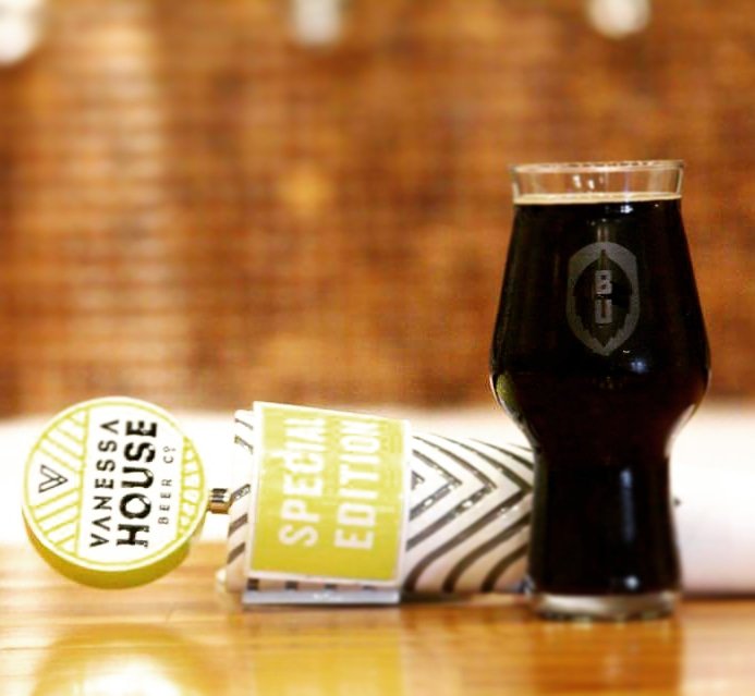 BrewersUnionOK's tweet photo. ❗ Exclusive new beer alert ❗ Powers Out Stout is smooth, rich, vanilla-y, and available ONLY in our taproom at 520 N Meridian. Thanks @VHBeer for another knockout! 💥🔦 https://t.co/8h5i3uGQMM