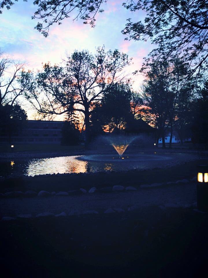 Waldorf_SWAT's tweet photo. HAPPY SPRING BREAK YA’LL! https://t.co/C999ZE6jS4