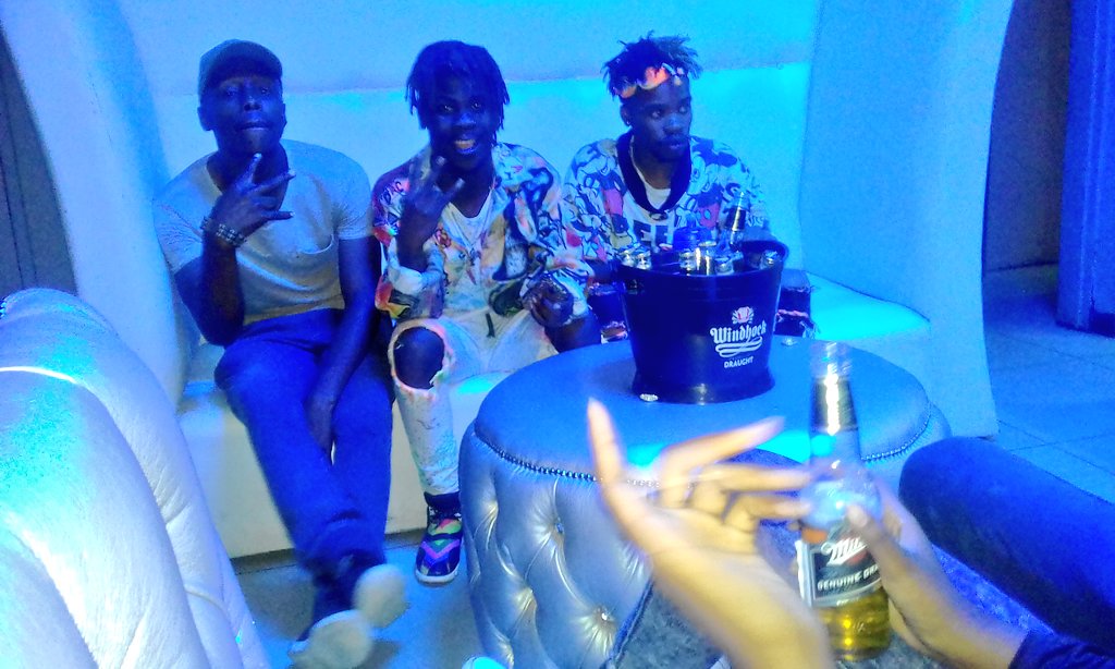 Snapture1's tweet photo. @ProblvvmSquad hosts #HipHopThursdays #PurpleReign have upcoming artists #TrapStars #RapStars @Newcastle #ExclusiveBayWashLounge pull up!🔥🚀 https://t.co/JpuAKH4Hko