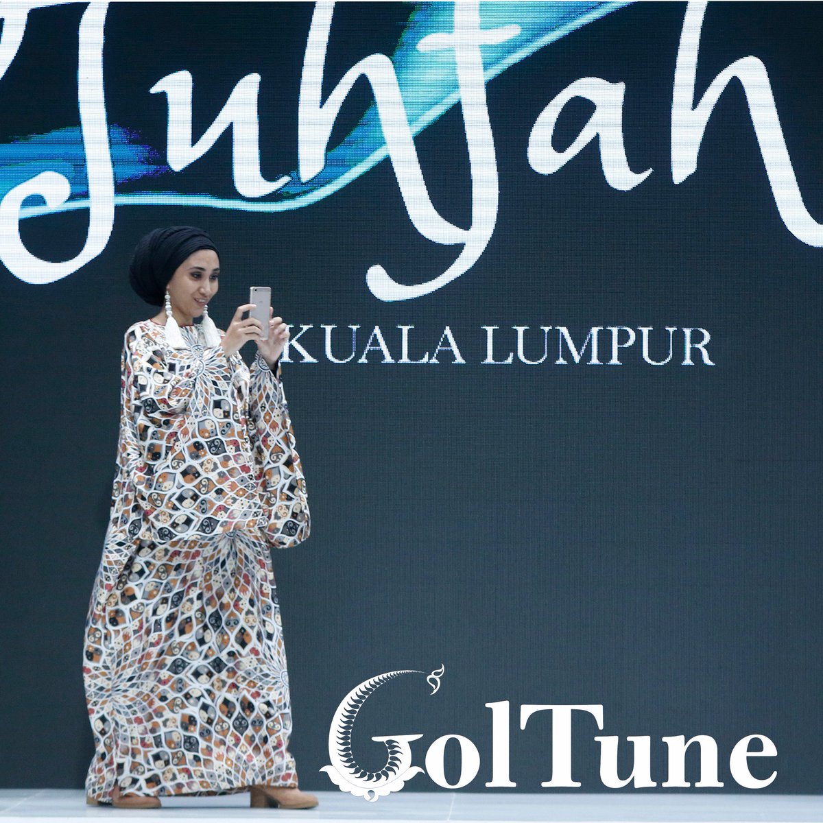 Goltune's tweet photo. https://t.co/svGbgyGSDi
@tuhfah
#GoltuneOriginalImage by @ayusni2
#AsianIslamicFashion #aifw2017
#AIFW2018
#modestfashiondesigner
#fashiondesigner
#modestfashion
#fashionista
#muslimdesigner
#muslimwomen
#muslimwomenempowered
#muslimahfashion
#hijab
#islamicfashion
#muslim https://t.co/CJtj43vAXp