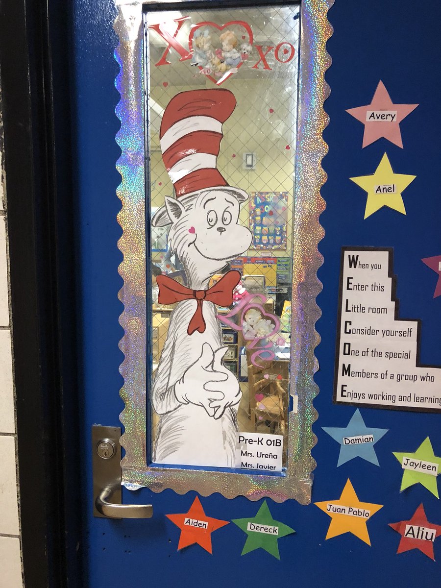 CS211Dist12's tweet photo. Dr Suess Day!https://t.co/EEWdb53jUn https://t.co/GBIVZldCss