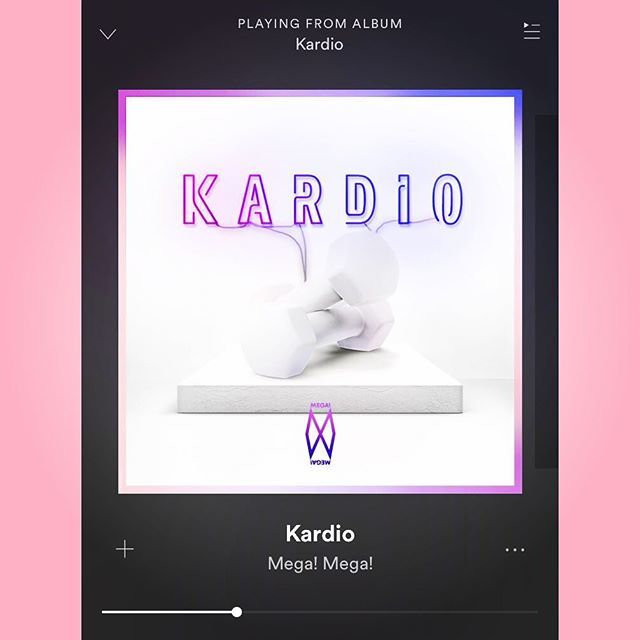 MEGAISTMEGA's tweet photo. Nächste Woche geht es an den Videodreh für Single #2 🎥🏝 Für alle die Kardio noch nicht gehört haben. Gibt es hier ⏩ https://t.co/RhX6B66uTp
#stattpumpennurnochkardio #kardio #megamegamega #fitness #instafit #copingskills #nopainnogain https://t.co/qqkUWoHZt1 https://t.co/FcZuZo6CAR