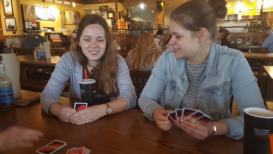 SOMDAuPair's tweet photo. Games night and BBQ @MissionBBQ in California, MD with some awesome au pairs! #iloveapia #bbqislife #awesomemanager https://t.co/hHEn8FxA5D