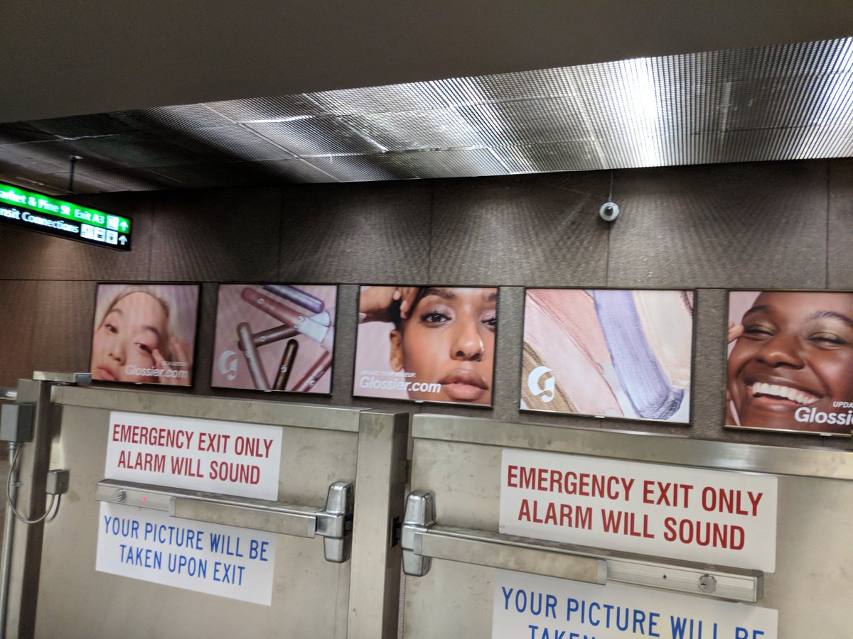 fantastechfashi's tweet image. Embracadero station is jacked by @glossier ♥