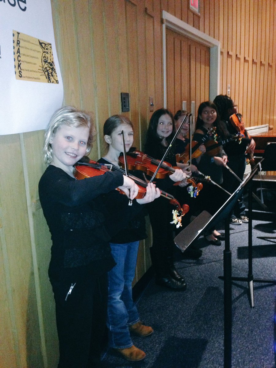 MrsBrillTweets's tweet photo. but seeing them enjoy an activity (making music) that I hold near and dear to my heart just makes me so happy--especially during this month! #bobcatproud #MusicInOurSchoolMonth #205fun https://t.co/iFXbu9yjOa