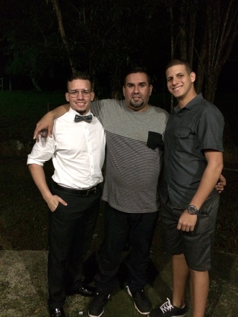 JJRV20_20's tweet photo. Dear Papi, Today you left for a better place. No worries about me I will be the best man I can be. Everything I do is for you. You always had hope in me! I love you pa❤️grind for you! R.I.P 🙏🏻☝🏼 https://t.co/Kqujzz4Pr9