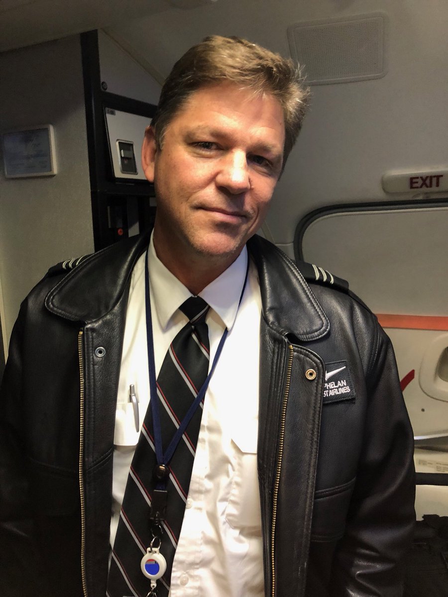Rob_Jerome's tweet photo. @SouthwestAir ..not sure who this pilot is but I want to thank him for safely flying my wife home on SWA 164 in terrible weather to BWI tonight. I fly every week and was worried. Nice work! https://t.co/tcuH24hYZU