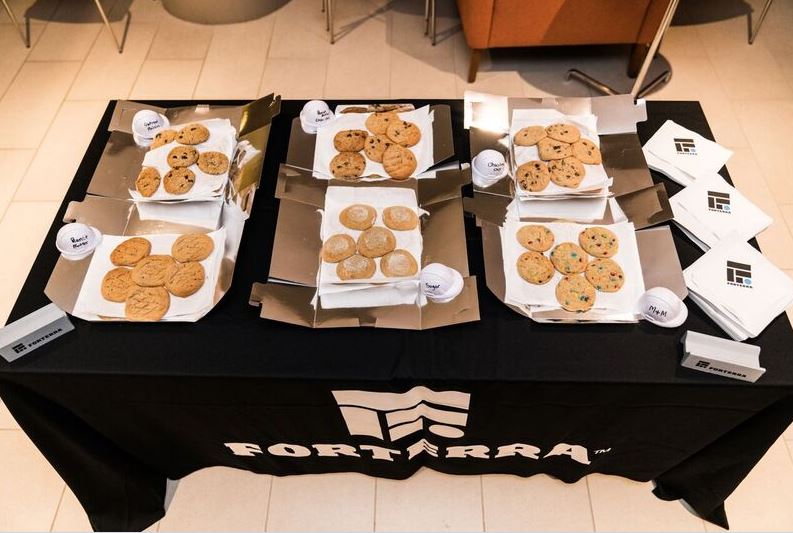 Forterrabp's tweet photo. The Forterra Irving, TX office enjoyed a pleasant surprise of warm cookies to celebrate Employee Appreciation Day! Thank you Forterra Employees for all you do! #HappyEmployeeAppreciationDay #Forterrabp #WeloveourEmployees #GroundedInStrength https://t.co/mz3HUJf9xj