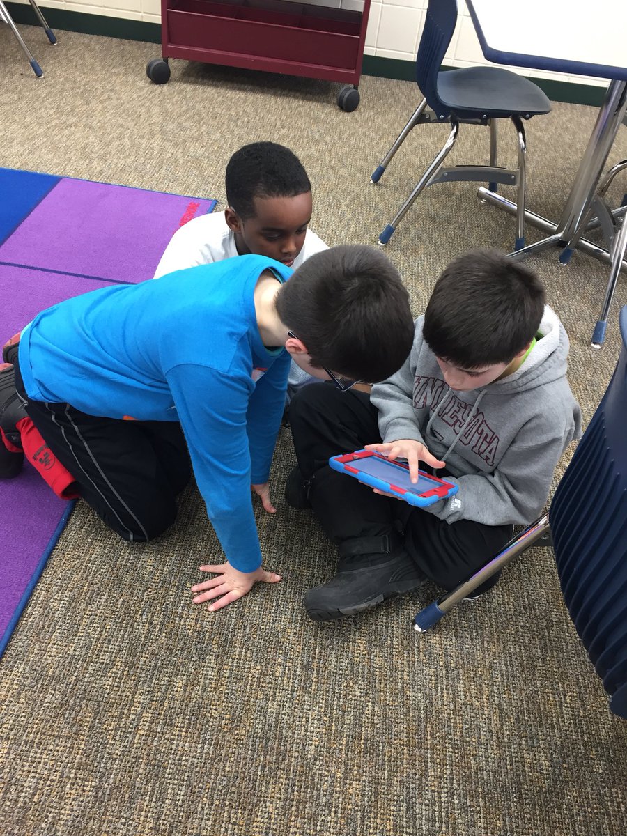 ShakoJacksonLC's tweet photo. 4th graders using Spheros to calculate area and perimeter of triangles, quadrilaterals, and trapezoids.  #shakoEDU #educationforward @ShakopeeSchools @shakopeedlc https://t.co/ZkEUILRYFG