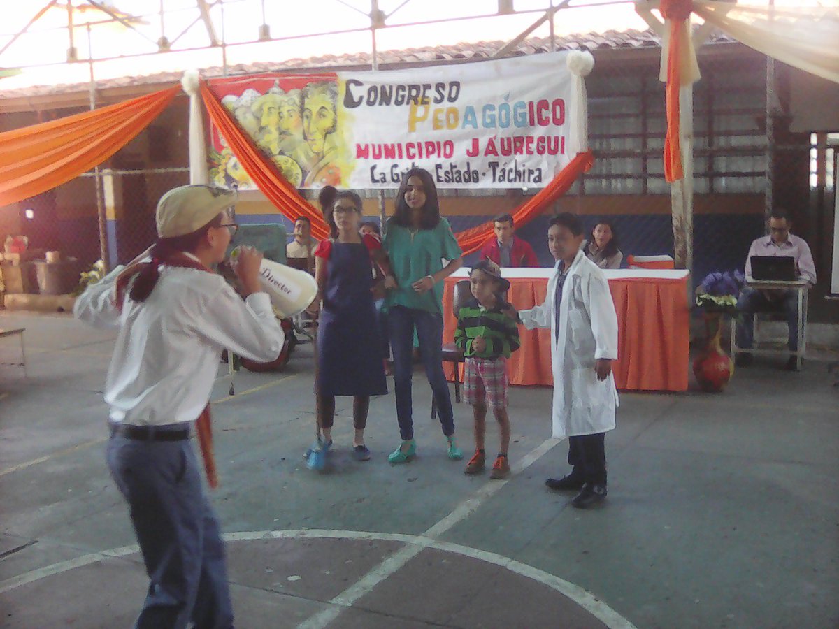 CRAC7JAUREGUI's tweet photo. #JaureguiCPM2018 #2da  JORNADA  #CONGRESO PEDAGÓGICO MUNICIPAL 2018 #LA  GRITA #ACTIVIDAD CULTURAL  .@jaureguic72015  .@CLIFPJauregui .@CLIFPMTACHIRA .@Crazet2011 .@ZonaEducTachira  .@MPPEDUCACION .@cen_araguaney .@JauaMiranda .@MmsrTachira  .@charlychaves https://t.co/mmrUILlfYr