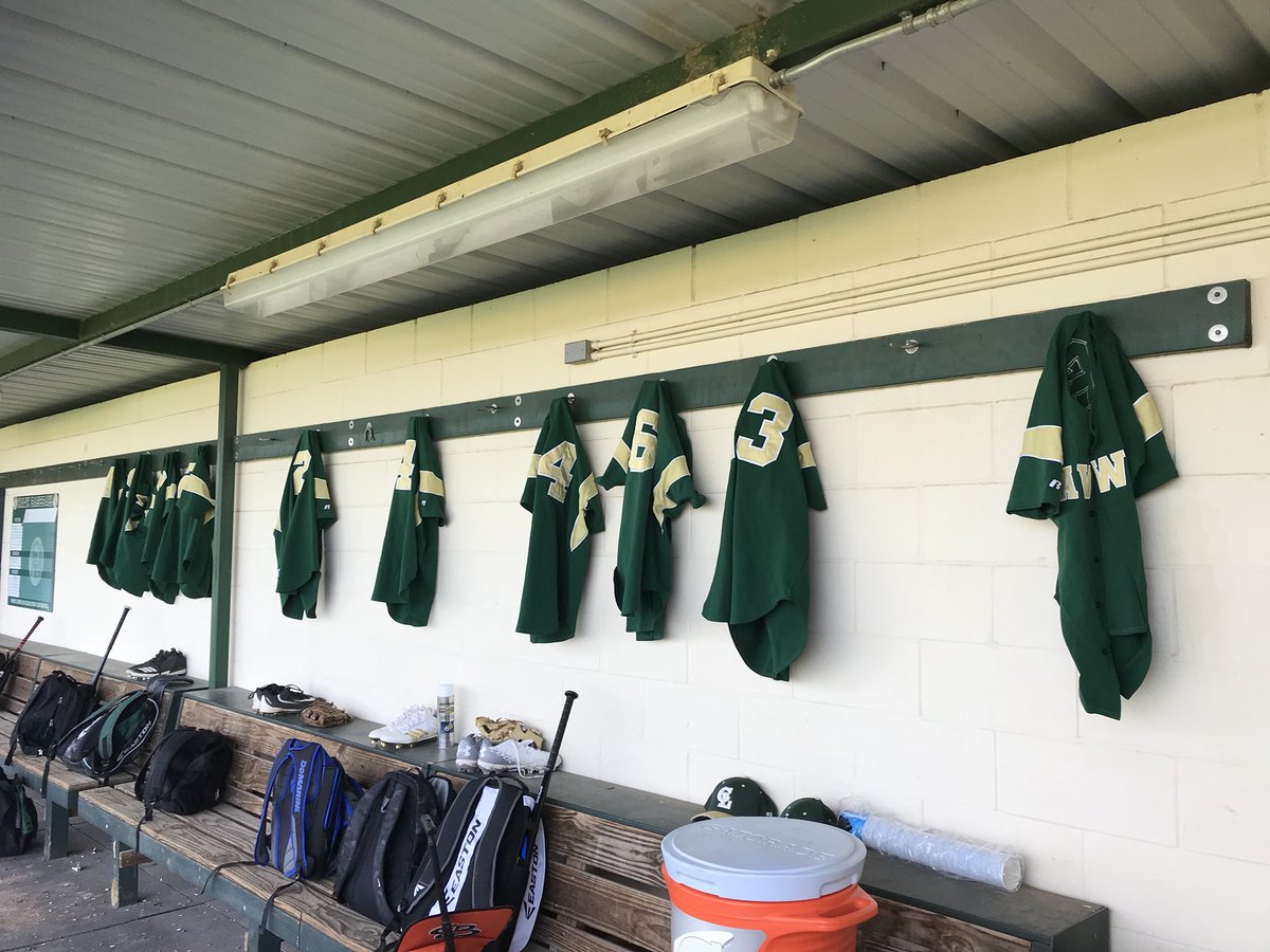 ⚾️ Canyon Lake Hawk JV Baseball with the win tonight over SA Highlands with a final of 19-2! Early preparation equals late rewards. #newsquad #reppingCLHS #ALLIN ⚾️ @CLHSHawkPride @GombertLiana <a href="/Supt_comalisd/">Andrew</a> <a href="/CLHSstudentsec/">CLHSstudentsection</a>