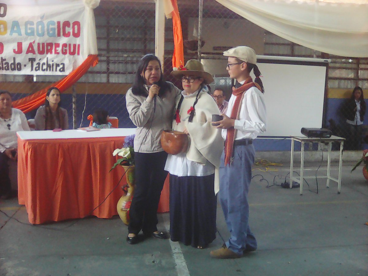 CRAC7JAUREGUI's tweet photo. #JaureguiCPM2018 #2da  JORNADA  #CONGRESO PEDAGÓGICO MUNICIPAL 2018 #LA  GRITA #ACTIVIDAD CULTURAL  .@jaureguic72015  .@CLIFPJauregui .@CLIFPMTACHIRA .@Crazet2011 .@ZonaEducTachira  .@MPPEDUCACION .@cen_araguaney .@JauaMiranda .@MmsrTachira  .@charlychaves https://t.co/mmrUILlfYr