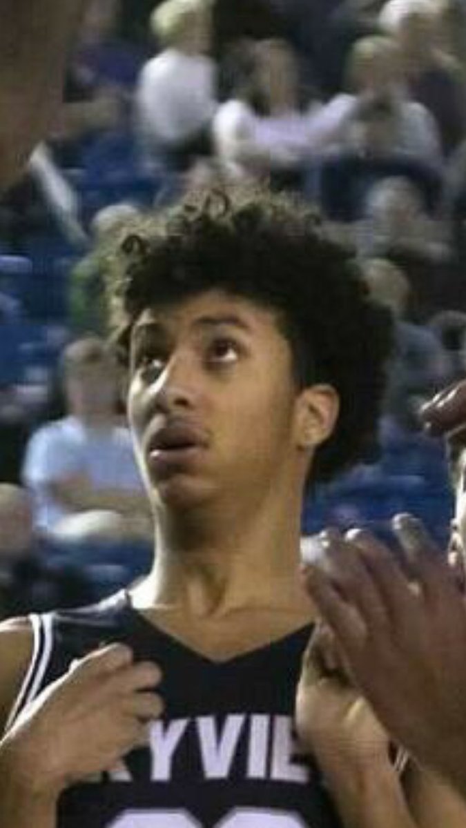 trevor_vandriel's tweet photo. Me lookin at my grades during second sem https://t.co/QfdBGbzHC4