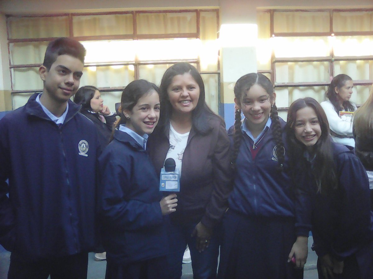 CRAC7JAUREGUI's tweet photo. #JaureguiCPM2018 #2da  JORNADA #CONGRESO PEDAGÓGICO MUNICIPAL 2018 #LA  GRITA #ESTUDIANTES  DE CAPEP #PERIODISMO .@jaureguic72015  .@CLIFPJauregui .@CLIFPMTACHIRA .@Crazet2011 @ZonaEducTachira  .@MPPEDUCACION @cen_araguaney .@JauaMiranda @charlychaves https://t.co/IJ3mbWWQsd