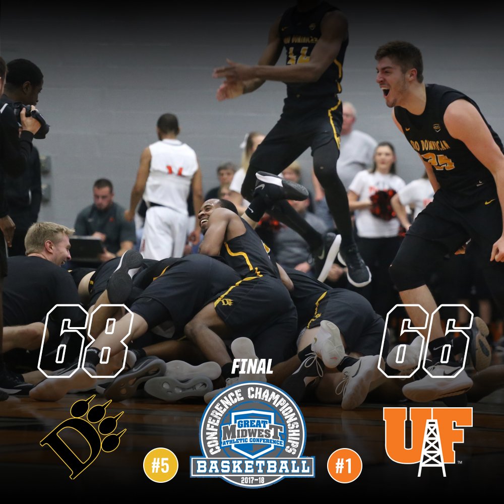 GreatMidwestAC's tweet photo. #G_MAC MBB 🏀 Semifinal | FINAL

Pandemonium erupts as No. 5 Ohio Dominican stuns No. 1 Findlay in Croy; Michael Scott (not from The Office) scores the game-winning layup with 0.2 seconds left https://t.co/HeSYJXAuKK