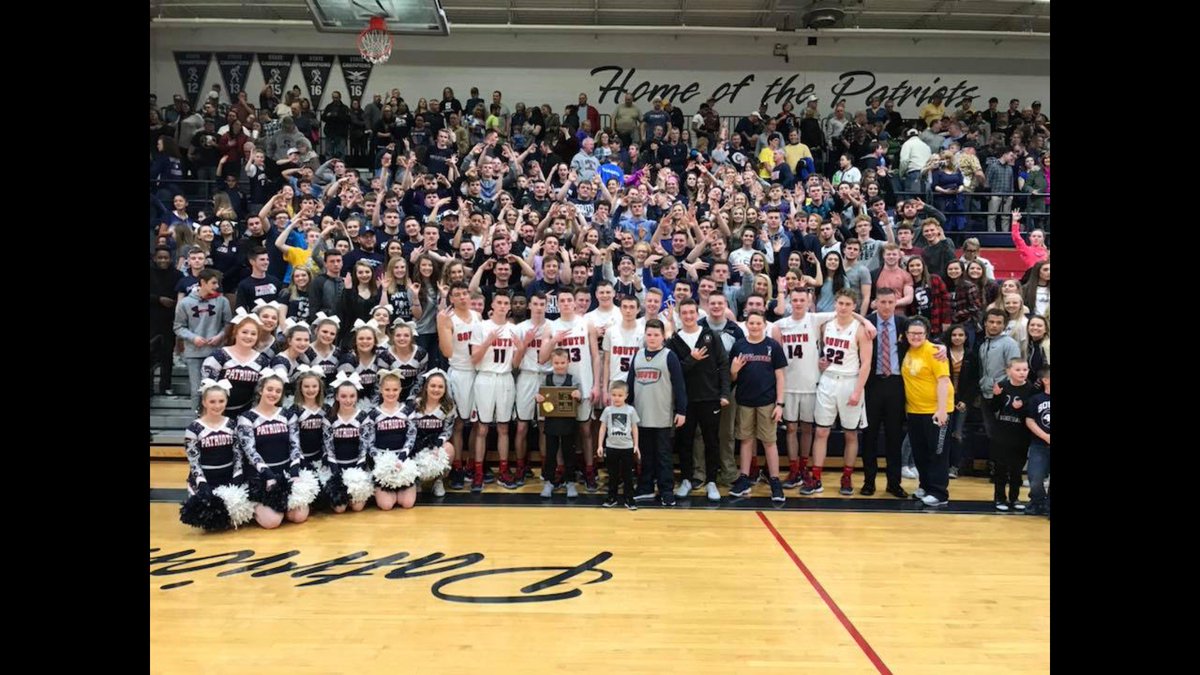 Duane_WVNative's tweet photo. South Cheerleaders would like to congratulate the 2018 Sectional Champs @PSHSHoops

@SSidePsychos rock the ROAC one more time on Tuesday and cheer them on to Charleston!  Way to show up for the team tonight!  #SouthsideBestSide

#MusketsUp
#ProtectTheS
#GDTBAP
#South Hoops https://t.co/f8tszthmg4