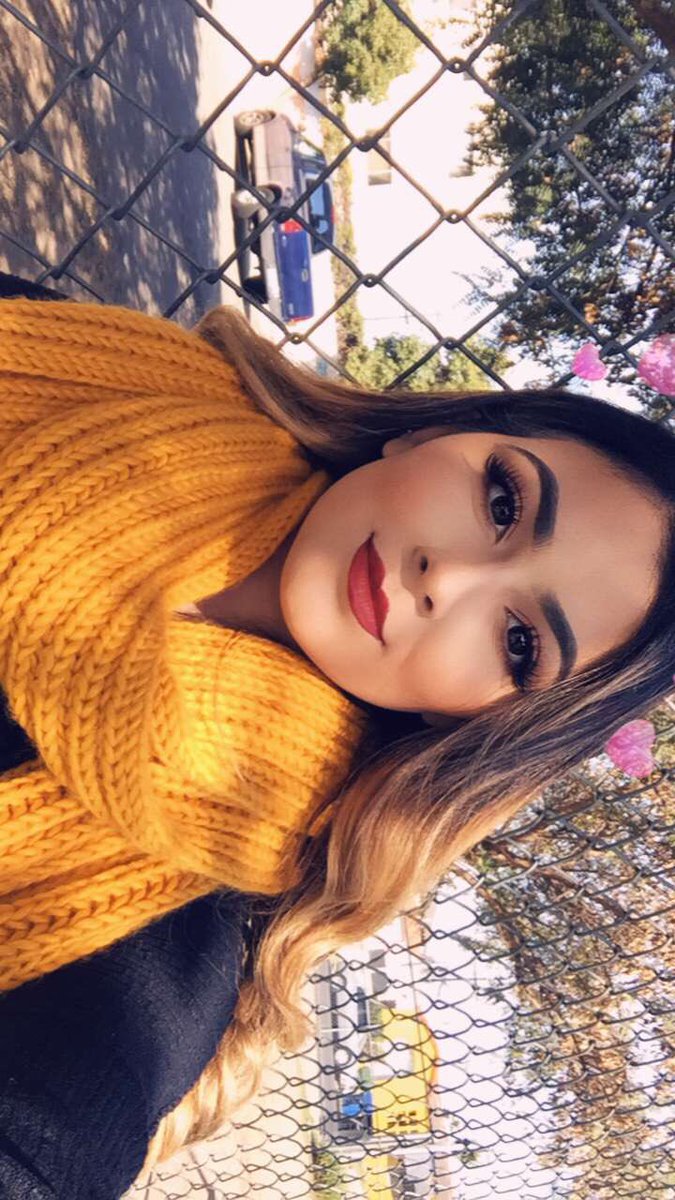 stxphaa's tweet photo. I need to get cute asap https://t.co/rcH0hwuHTA