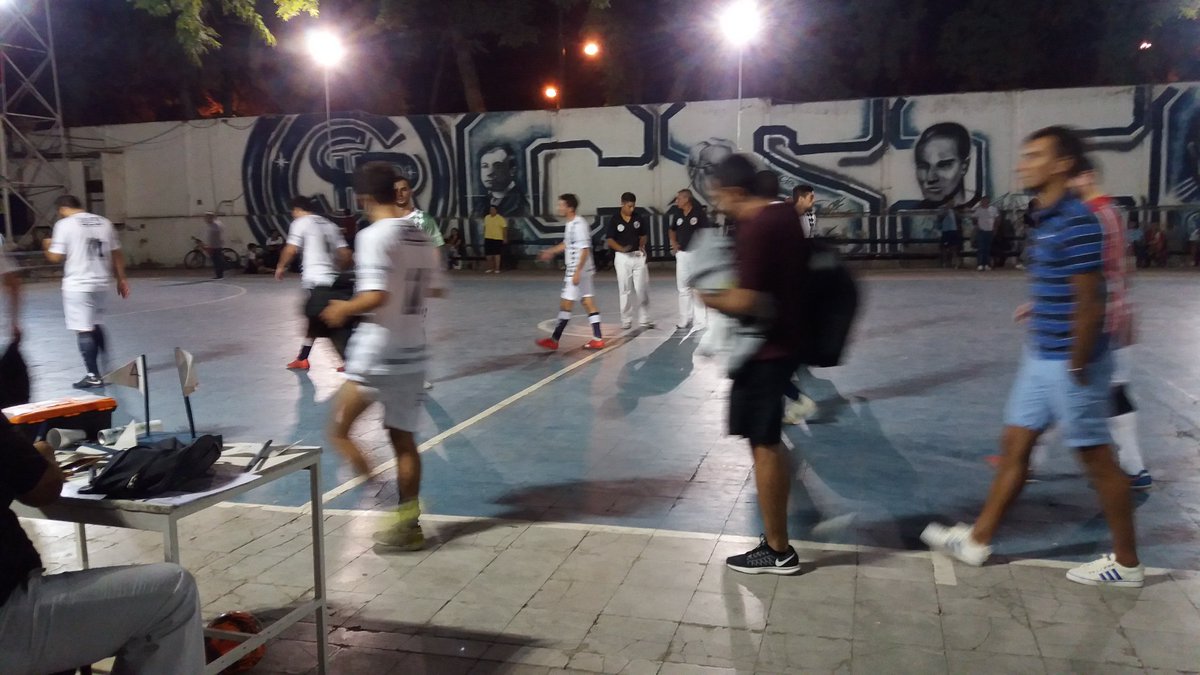 Sentimiento4zul's tweet photo. #Futsal

¡Terminó el PT! Empatan Csir Azul 0-0 UNCuyo en el Bautista Gargantini por el Torneo Vendimia

#VamosLepra https://t.co/JCJwSHneQ2