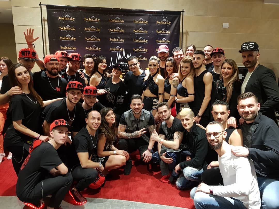 DyDoficial's tweet photo. Os queremos!!!! WORLD TEAM PROJECT!! Familia de Italia!!! Desnudos y Men STYLE con TÚ 😎💣 grazieeeeeeeee!!!!!
#danielydesiree #familia #dydwtp #worldteamproject #dyd #bachataday #danieledesiree https://t.co/2B3HYHtZtR