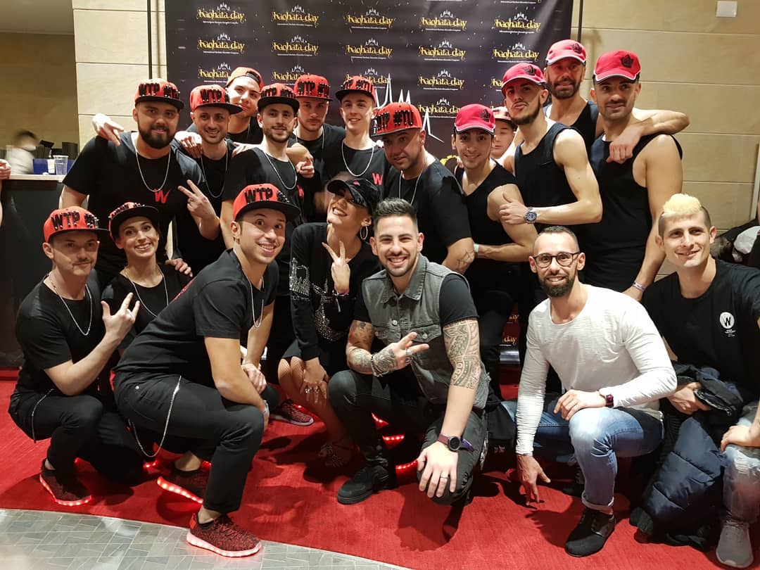 DyDoficial's tweet photo. Os queremos!!!! WORLD TEAM PROJECT!! Familia de Italia!!! Desnudos y Men STYLE con TÚ 😎💣 grazieeeeeeeee!!!!!
#danielydesiree #familia #dydwtp #worldteamproject #dyd #bachataday #danieledesiree https://t.co/2B3HYHtZtR