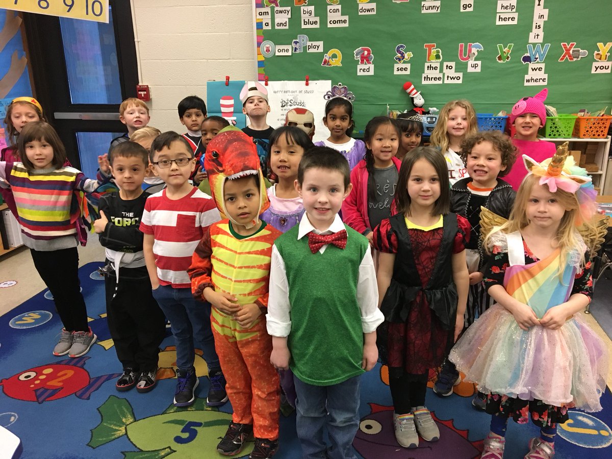 carolcollison1's tweet photo. Storybook Character Day! #LHEpride https://t.co/t7OnKYXYFz