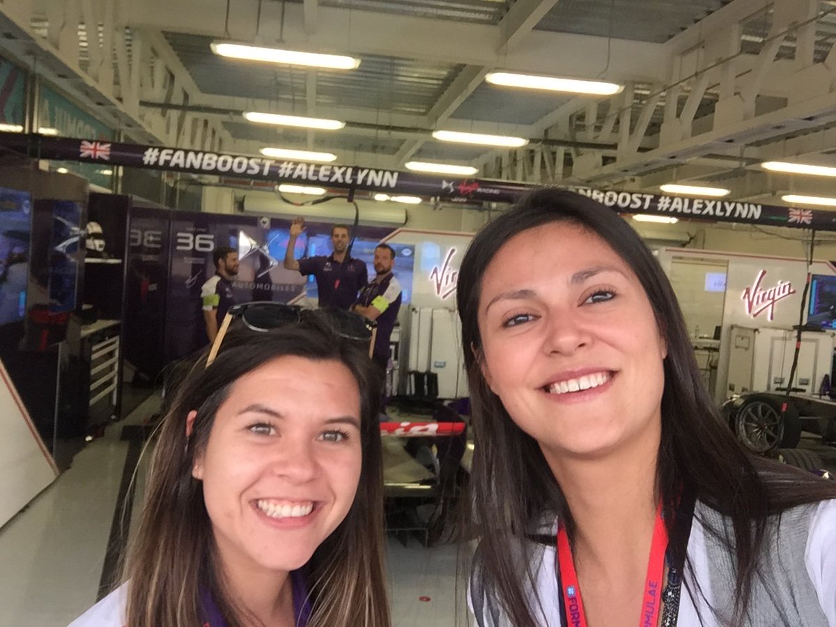 SoffiaAlarcon's tweet photo. Today I visited the "@DSVirginRacing #formulaEteam @sambirdracing @alexlynnracing. Electrifying!!! Looking forward to the race against climate change tomorrow!! #MexicoCityEPrix #Women4Climate @thecarbontrust @CarbonTrust_Mex #FANBOOST @islands76 @jesarela2009 https://t.co/4d7emcmHRn