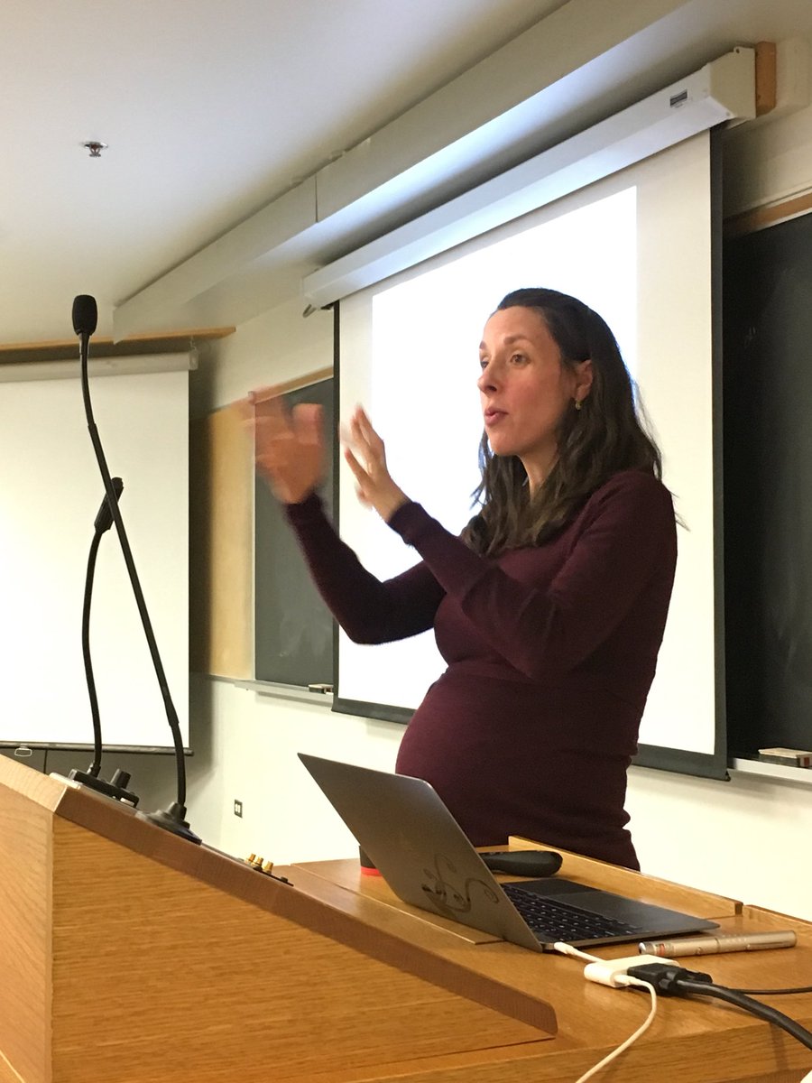 Fantastic to have the incredible @mhmeek as our 2nd annual <a href="/eebtoronto/">University of Toronto EEB</a> <a href="/EEBConservation/">EEB Conservation</a> seminar speaker. All right <a href="/SmithFellows/">Smith Fellows</a> <a href="/LiberEroFellows/">Liber Ero Fellows</a>, who’s up next year?