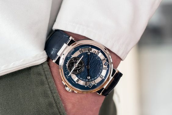 luxglove's tweet photo. Innovation &amp; Invention: A History of Breguet Watches | Luxglove https://t.co/w4P4UZfhL7 https://t.co/GnZ01embmm