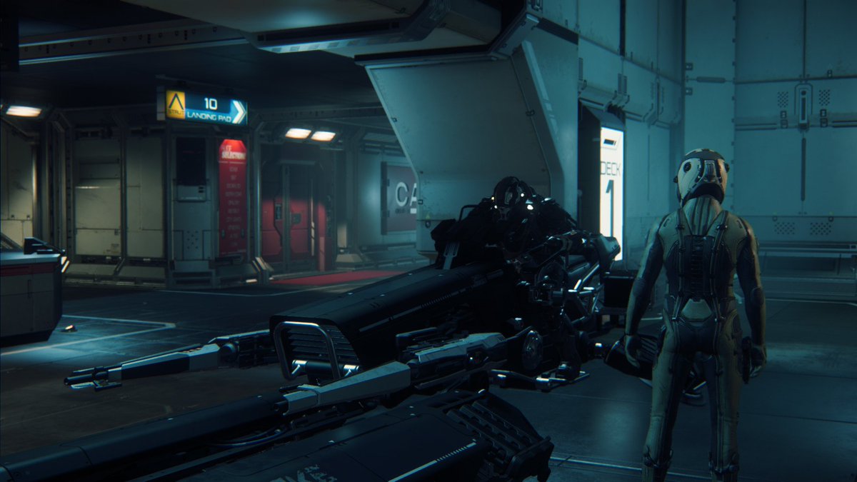 BKFighterUS's tweet photo. Helped someone get their Dragonfly inside #PortOlisar. Exciting! It even blew up inside but I wasn't there to see it :P
#StarCitizen #DrakeDragonfly https://t.co/LR0Rw2XUn7