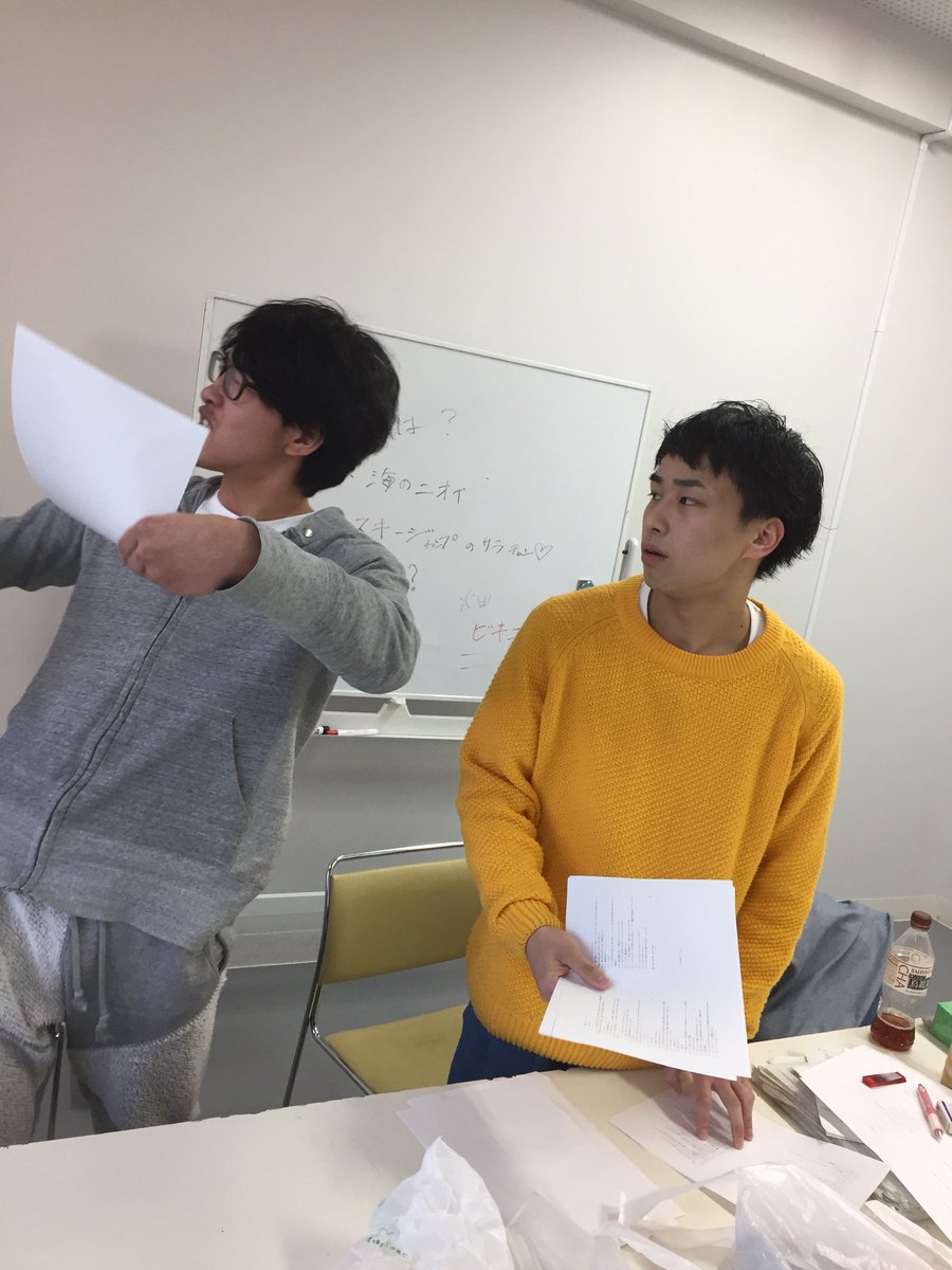 gekidanminami37's tweet image. 男しかいない稽古の様子です💪

公演まで残り三週間🔥
暗転なしの会話劇！まさに演劇、真骨頂
男どものボルテージはMAXです

本公演日時
3/23〜25
金)18:00
土)13:30/18:00
日)13:30/18:00

ご予約はこちらから！
stage.corich.jp/stage/89181/ti…