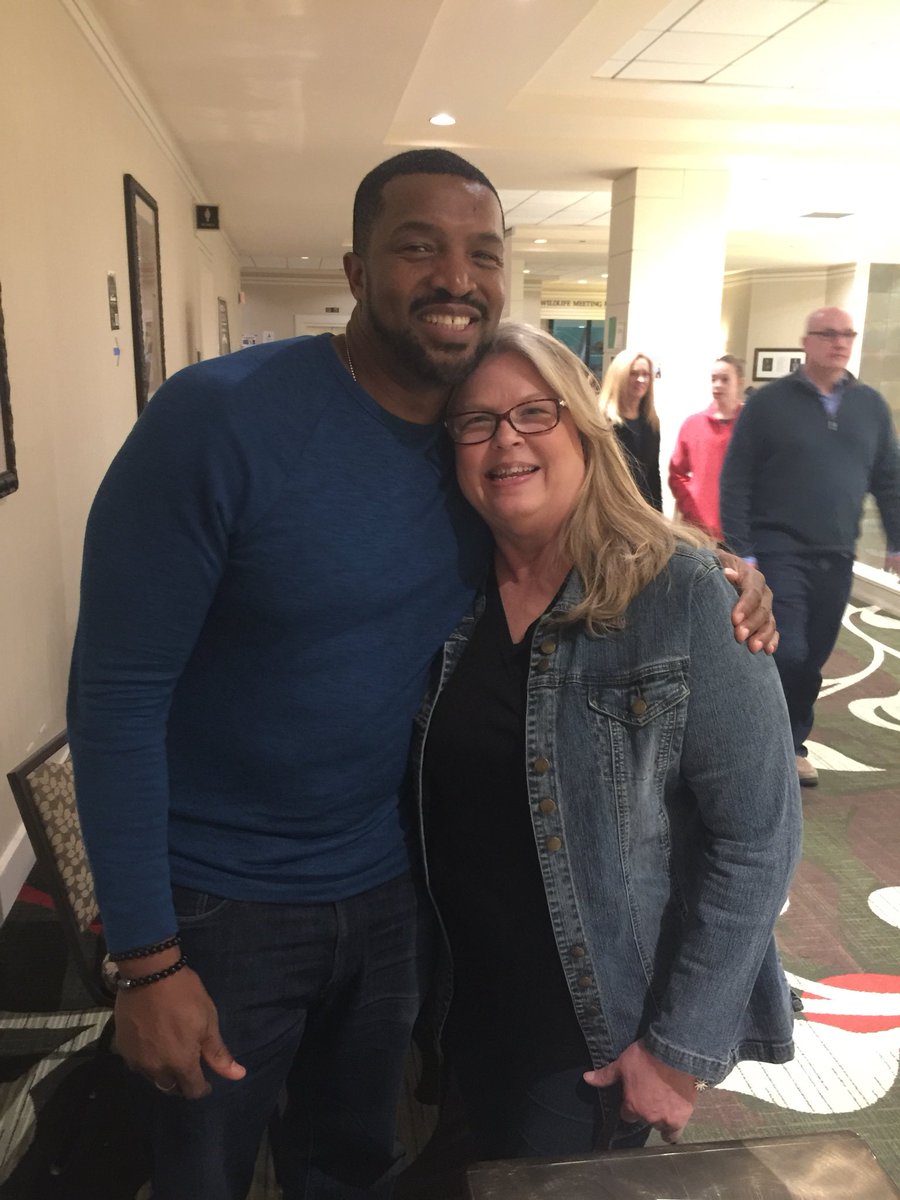 GundSand's tweet photo. Marscon ... special guest Roger Cross! Great panel discussion! Thank you- @marscon #magicians. #continium #darkmatter https://t.co/LkvQIuzAHz