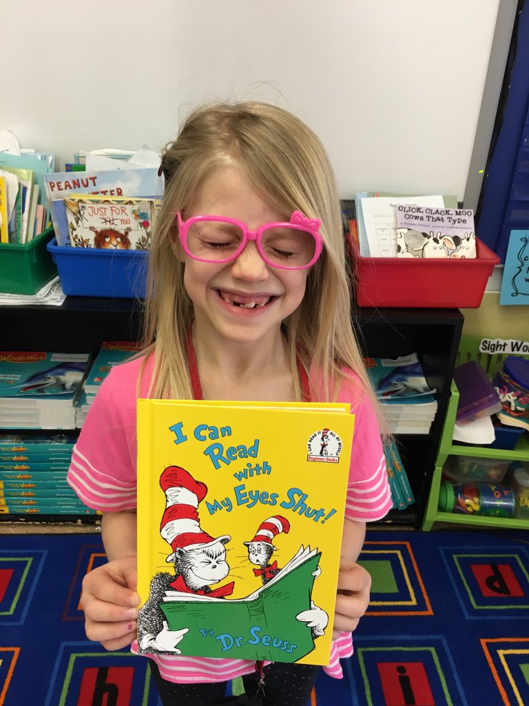 mrscolgansclass's tweet photo. Just a little Dr. Seuss birthday fun! #sceslearners #sces2learn #second36 #lovetoread2C #ReadAcrossAmericaDay https://t.co/tCGaV42D0a