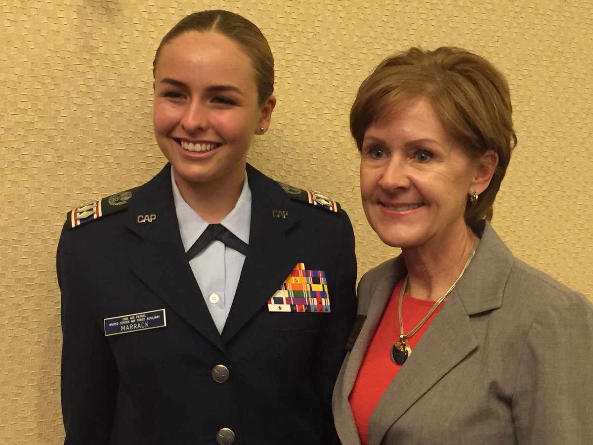 MajGenPhelka's tweet photo. C/Col Sam Marrack, the first female #Spaatz recipient from @HawaiiWingCAP had a chance to talk with Board of Governors chair Lt Gen Judy Fedder at the @CivilAirPatrol Winter Command Council. @hiwgcadets https://t.co/y8SzygQnKL