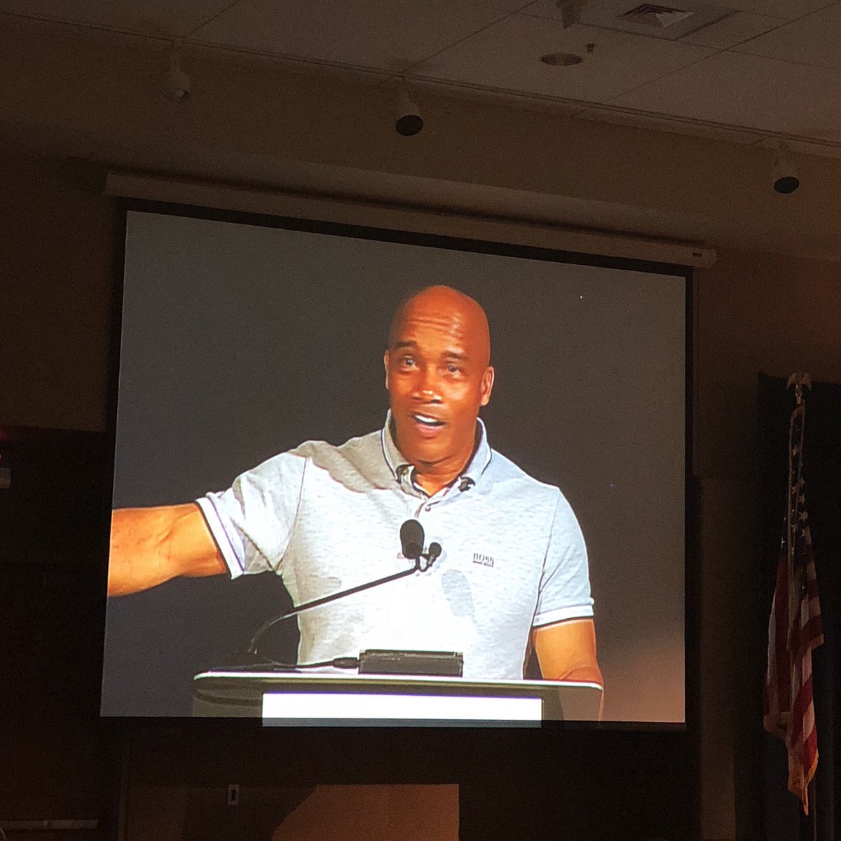 DorchesterConf's tweet photo. Kevin Jackson brought down the house tonight at Dorchester 2018!! Join us tomorrow for the issue portion of the conference! #dorchesterconference2018 https://t.co/DLt0XOFd8m