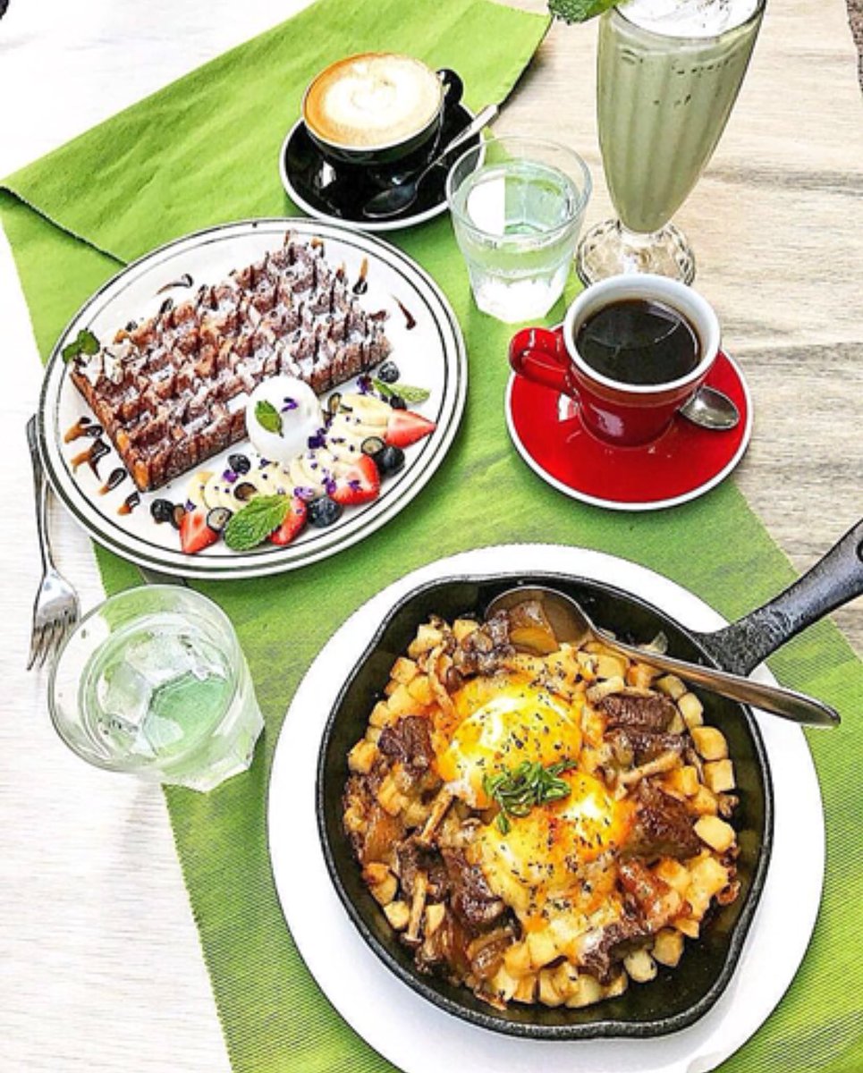 Yukiloykilo's tweet photo. 🍀🍀🍀Too Much Chinese Food For Chinese New year its time back to the the GREEN WAFFLE 🍀🍀🍀
#GREENWAFFLE #brunch #alldaybreakfast https://t.co/lOR6fohs7D