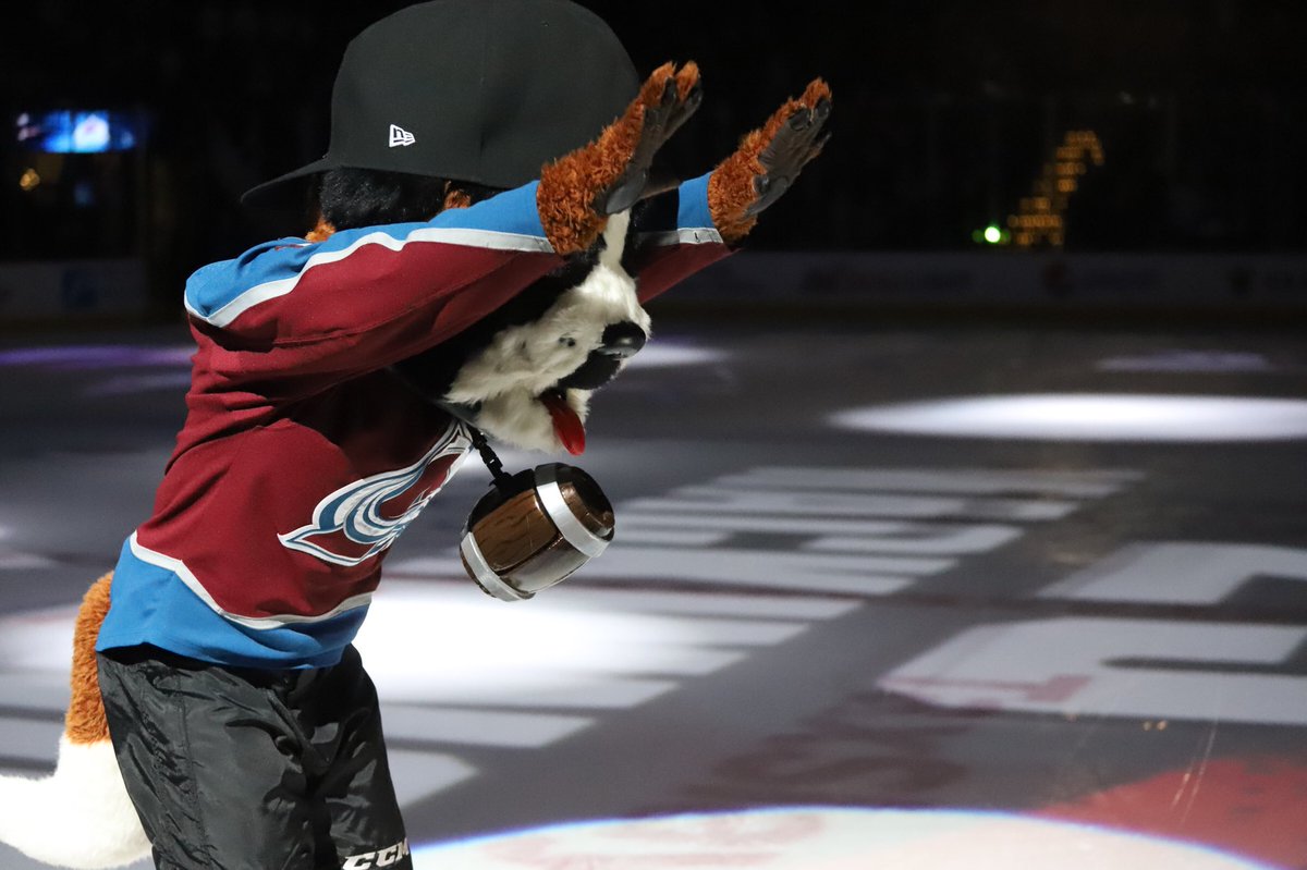 Avalanche's tweet photo. Tonight’s points:

Landeskog
Rantanen
Girard
MacKinnon
Rantanen
Barrie
Barrie
Rantanen
MacKinnon
MacKinnon
Girard
Nemeth
Soderberg
Bourque
Rantanen
MacKinnon
Nemeth
Nieto
Comeau
MacKinnon

#GoAvsGo https://t.co/BOyjdITKLr