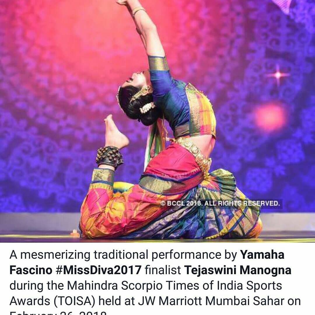 tejaswinimanogn's tweet photo. My Bharatanatyam Performance During #TOISA2018 https://t.co/hkq7gJ4nMW