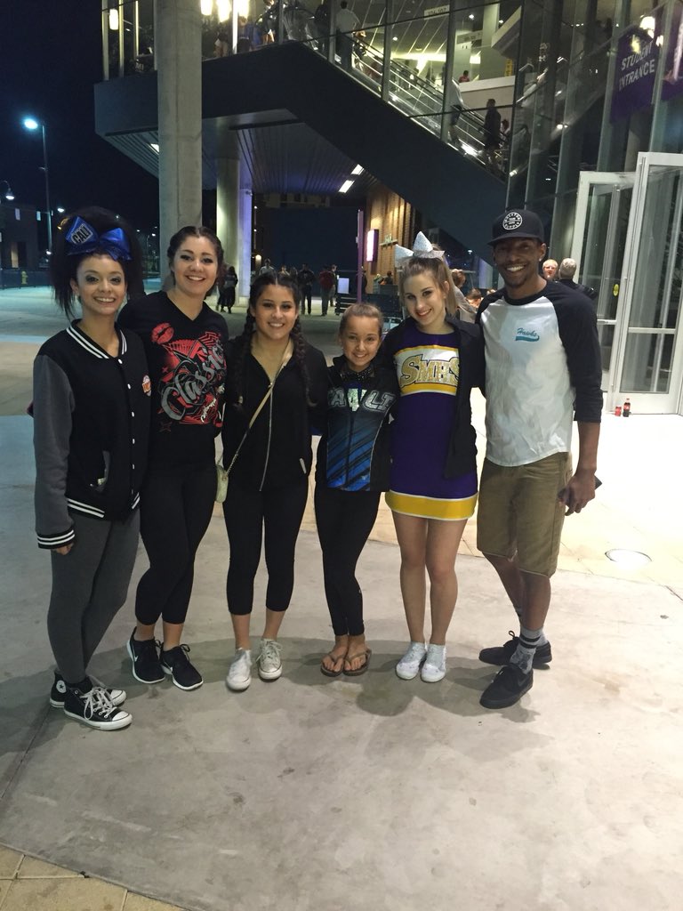 Madisonnn_rylee's tweet photo. Happy birthday to Coach B! Thank you for being one of my right hands during my last years in AZ, love you tons! 💙💙 @BryanJamal_ https://t.co/Ww3tQ7wIR6