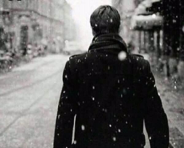 إذا كنت في قلبي فانا سأجدك حتما .. ولكن إن اختبأت في قوقعتك و خلف أوهامك فحينئذ عبثا ان يهتدي أحد  إليك ..
.. فانت حيث تضع نفسك ..
#Rima