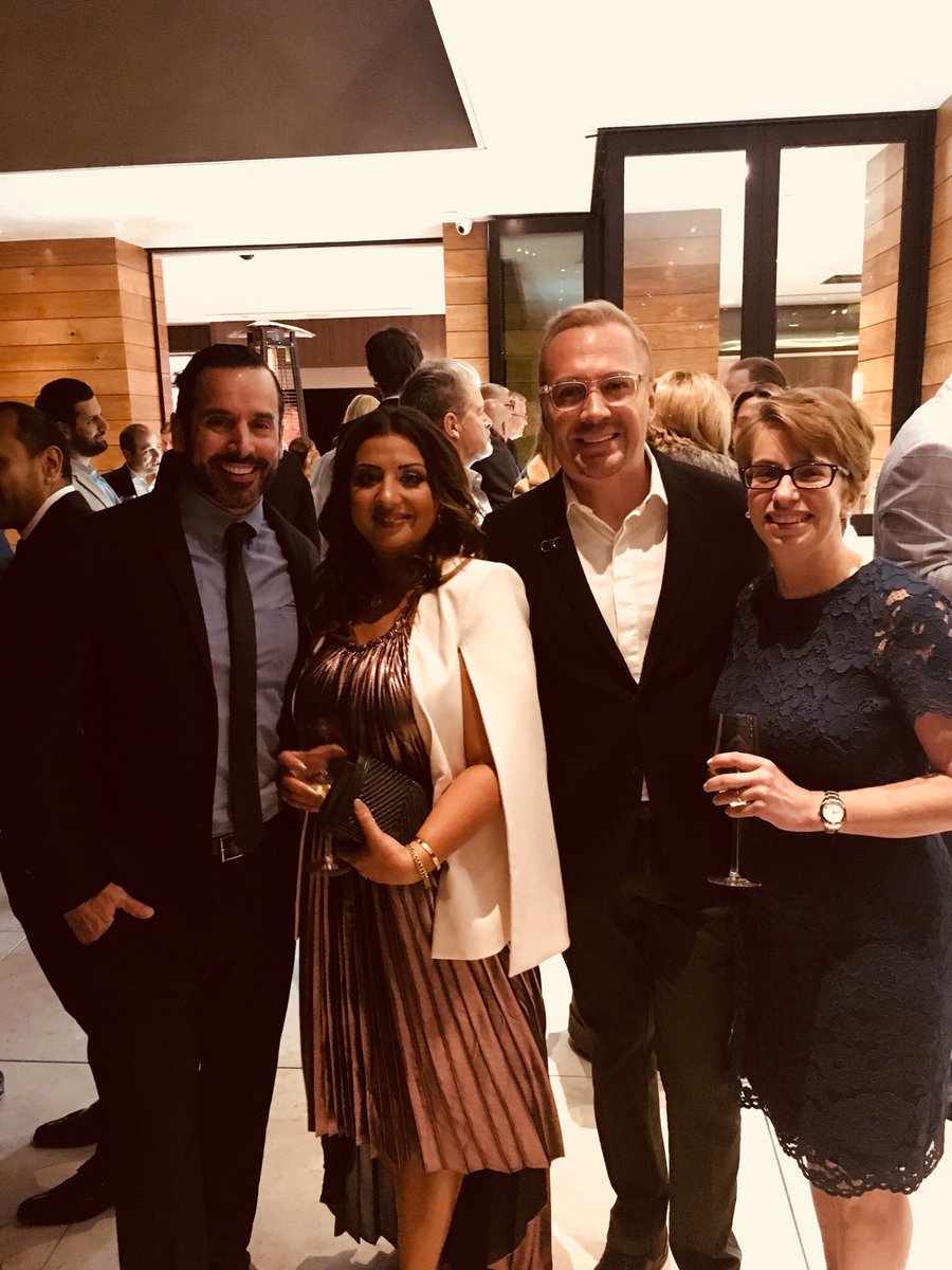 Pre #OSCARS kick off with <a href="/eltonofficial/">Elton John</a> AIDS foundation hosted by @BBVACompass w/ <a href="/SandraLee/">Sandra Lee</a> <a href="/JudithLight/">JudithLight</a>  <a href="/NicheBeverly/">Niche Beverly</a> <a href="/photo_mason/">Brooke Mason</a> <a href="/AngelenoMag/">Angeleno Magazine</a> <a href="/lacmagazine/">LA Confidential Mag</a> <a href="/modernluxurybh/">Modern Luxury BH</a>