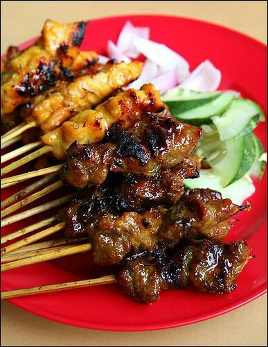 Pacinosrestaura's tweet photo. Pacino's Restaurant and Grill, we call This day a BBQ Day. On this day. We make for you all types of BBQ.  And what you need to do. Is to come through and have fun. We bring you the best DJz so that u can also dance,since it's a weekend. Call:+256 792 977645 for more info. https://t.co/YuZbX0INKk