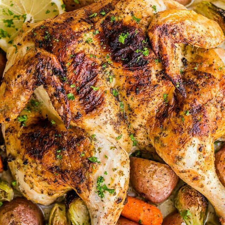 Pacinosrestaura's tweet photo. 😋 yummy.
Pacino's Restaurant and Grill 
We are waiting for u. 
It's a Saturday and we talk more of different types of BBQ and music.  It's all about having fun. Call us on 
+256 792 977645 https://t.co/X4O9ZmScXw