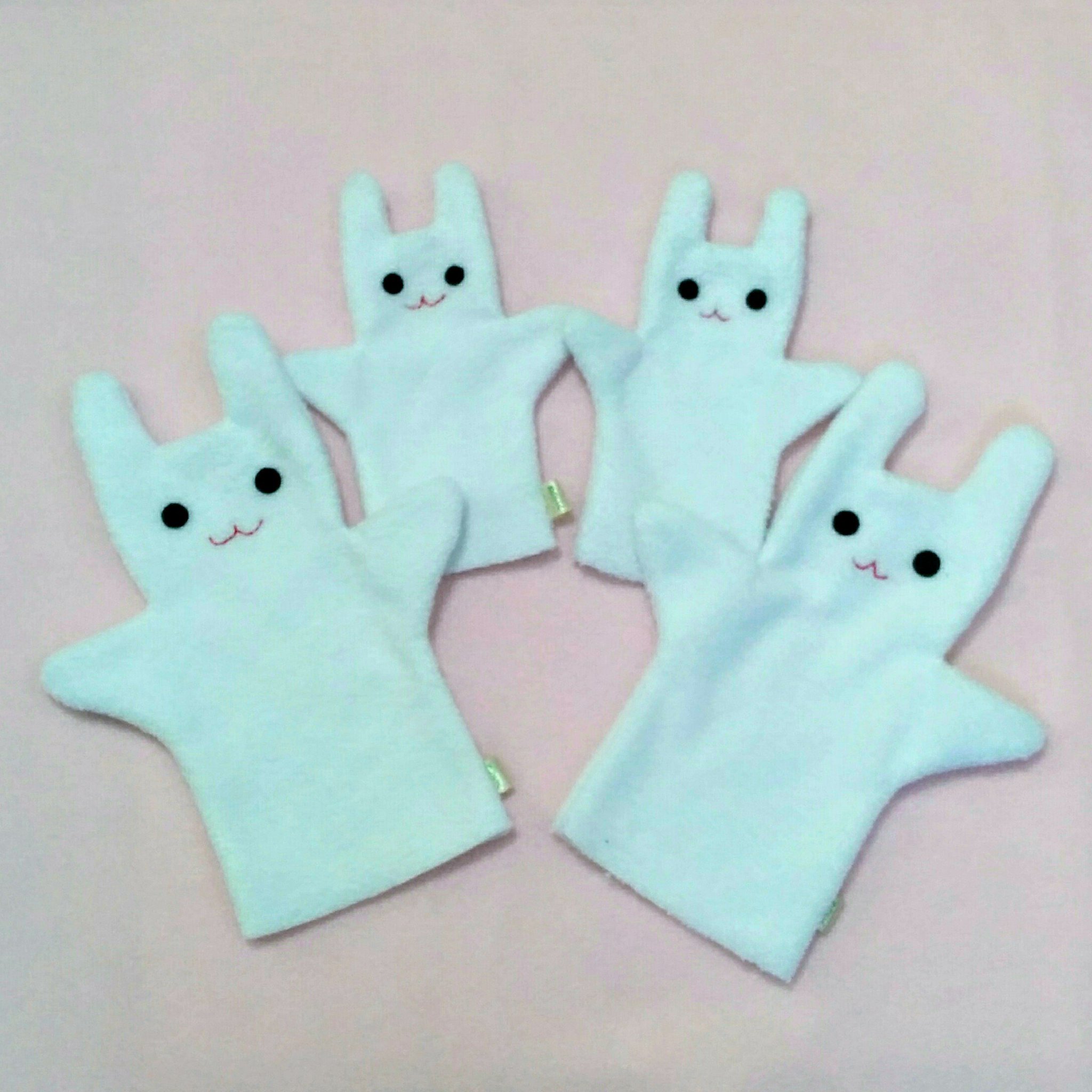 Uzivatel ゆっこせんせい 布育 ぬのいく Na Twitteru うさぎの親子パペット 完成 ふわっふわのフリース製 こどもの手サイズ の指人形は ハンドメイドだけ 指人形 パペット 布おもちゃ 手作りおもちゃ ハンドメイド ハンドメイド