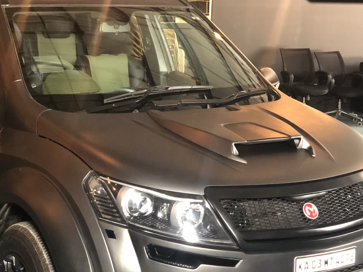 thatslimitless's tweet photo. "PRODUCT FEATURING"
#Motormind
#xuv500 https://t.co/AJBafNpn70